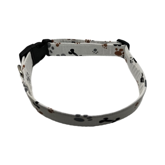 1” Paws & Bones Dog Collar - Picture 2 of 9